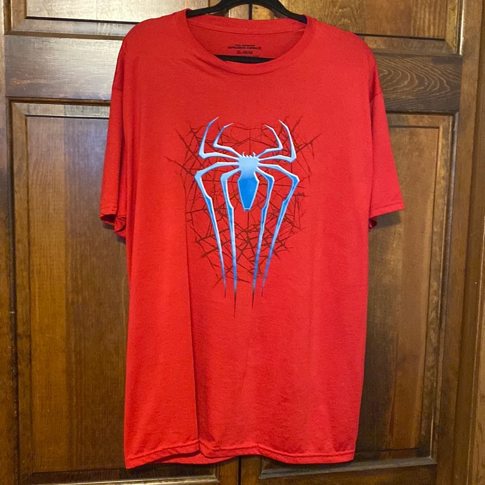 Men’s Spider-Man Moisture Wicking Tee
